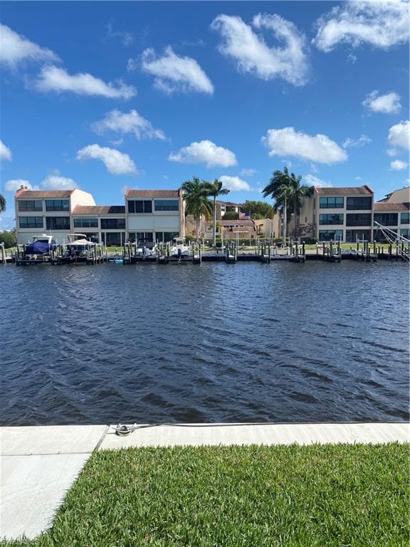 4001 SE 19th PL # 2, CAPE CORAL FL 33904-16
