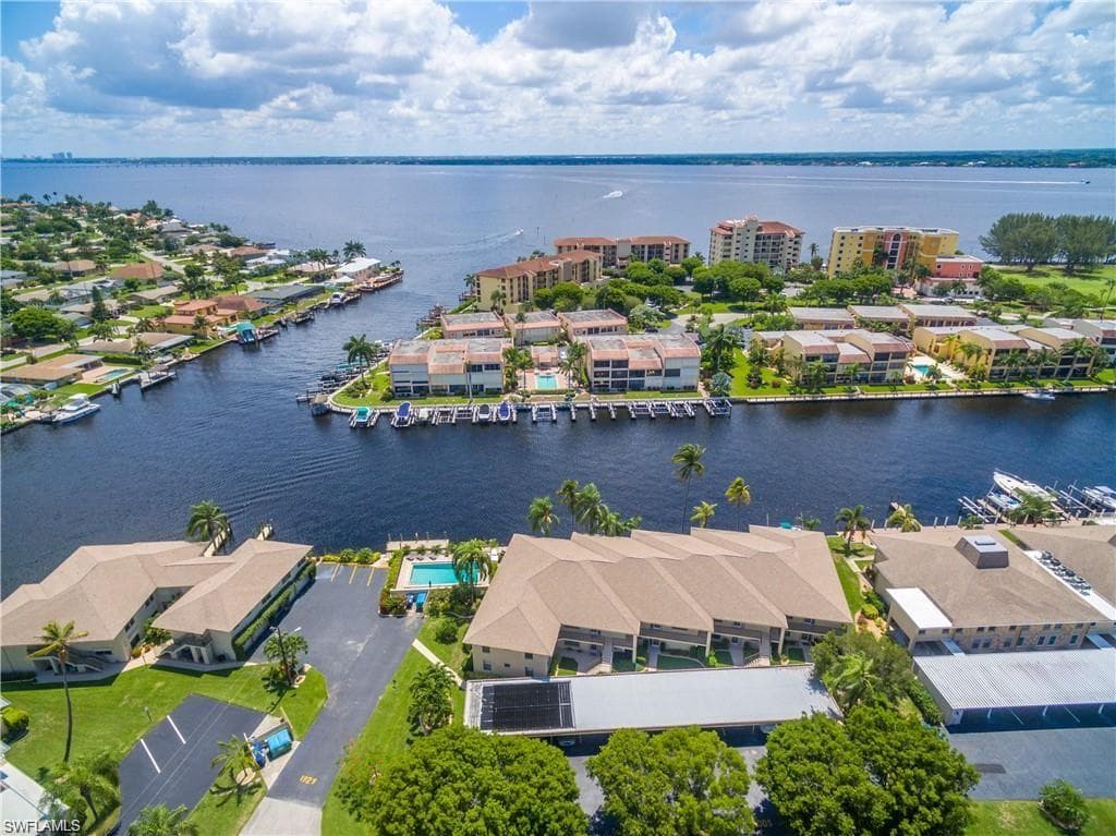 4001 SE 19th PL # 2, CAPE CORAL FL 33904-2