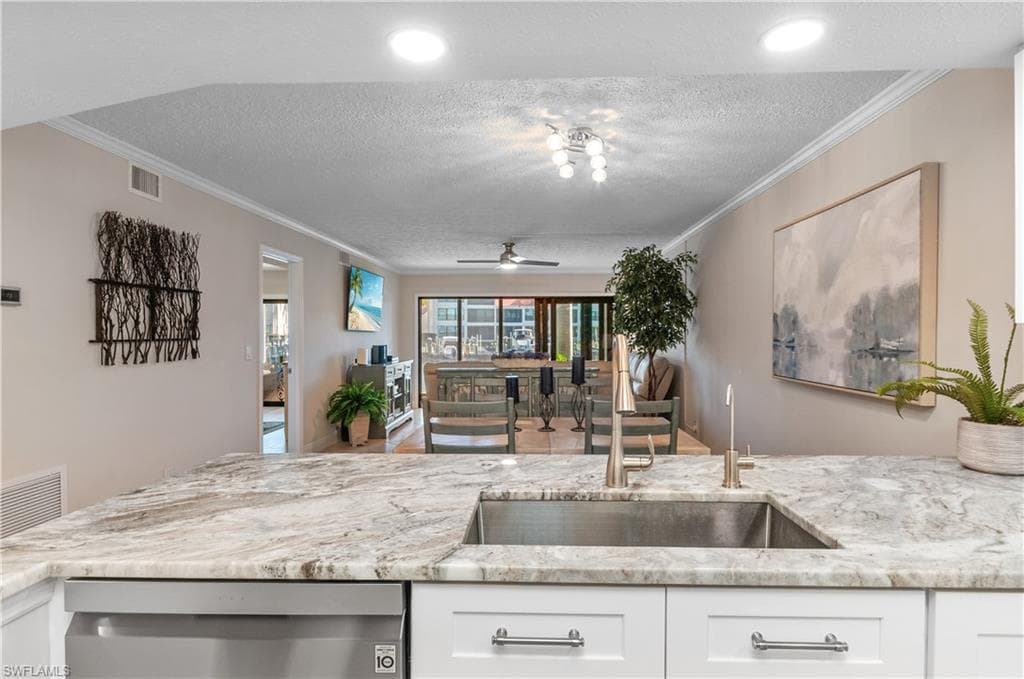 4001 SE 19th PL # 2, CAPE CORAL FL 33904-37