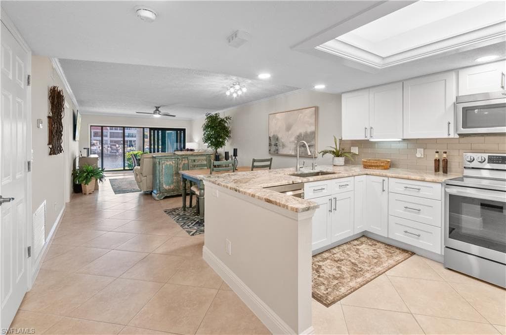 4001 SE 19th PL # 2, CAPE CORAL FL 33904-14