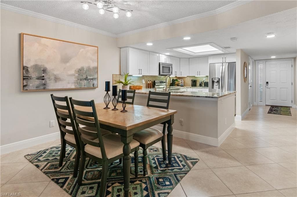 4001 SE 19th PL # 2, CAPE CORAL FL 33904-39