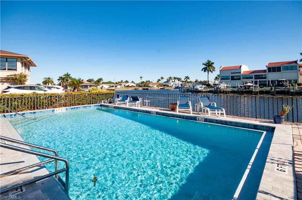 4001 SE 19th PL # 2, CAPE CORAL FL 33904-3