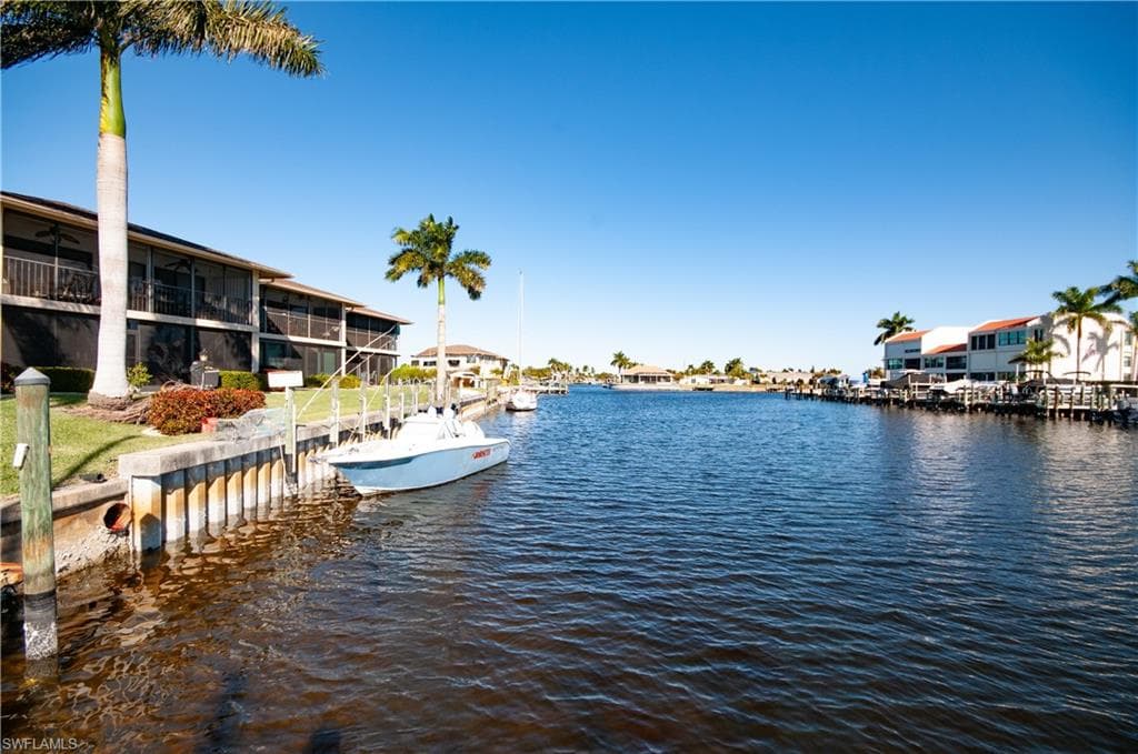 4001 SE 19th PL # 2, CAPE CORAL FL 33904-24
