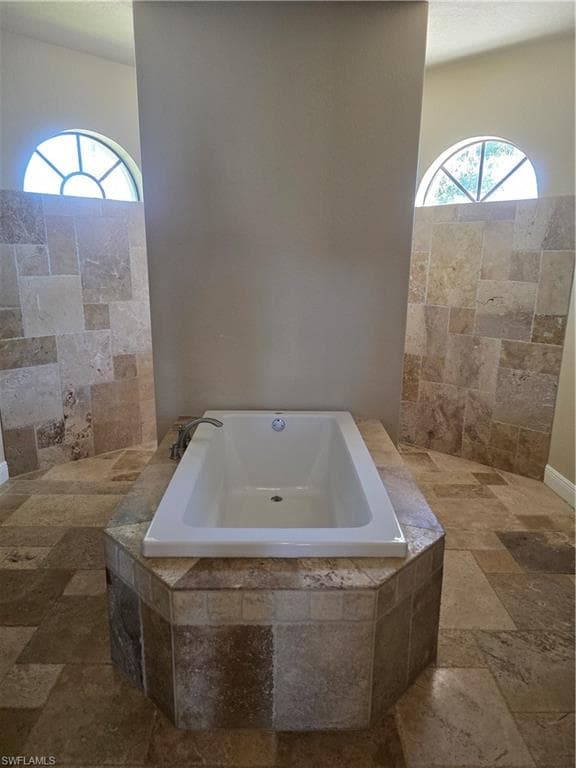 2406 Kismet Lakes LN, CAPE CORAL FL 33993-21