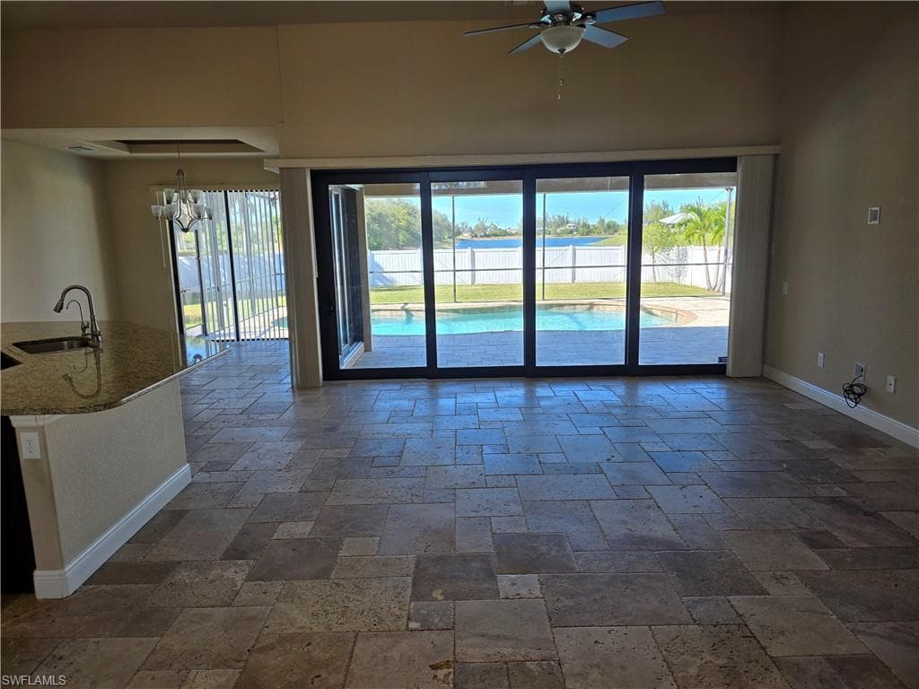 2406 Kismet Lakes LN, CAPE CORAL FL 33993-7