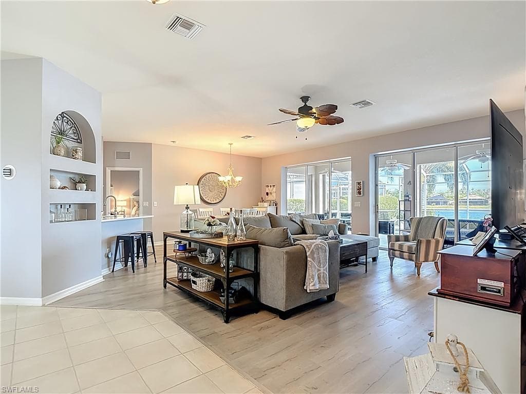 20686 Dennisport LN, NORTH FORT MYERS FL 33917-5