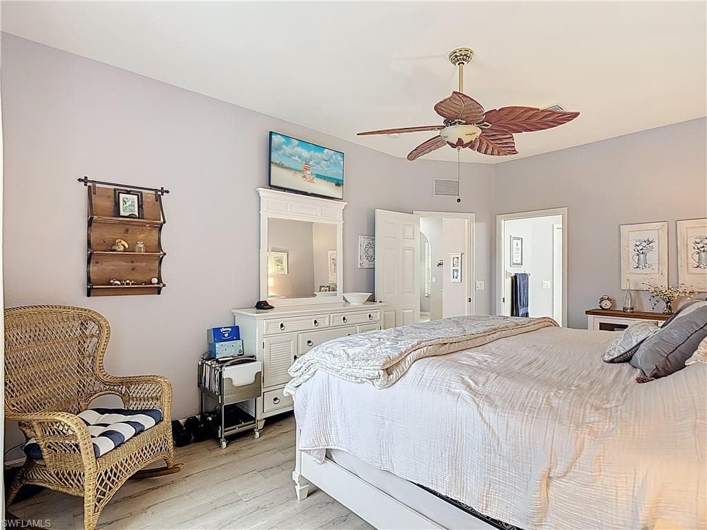 20686 Dennisport LN, NORTH FORT MYERS FL 33917-19