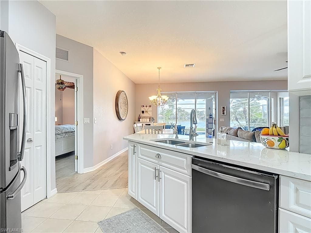 20686 Dennisport LN, NORTH FORT MYERS FL 33917-13