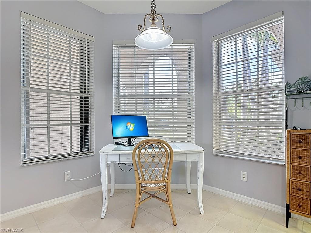 20686 Dennisport LN, NORTH FORT MYERS FL 33917-14