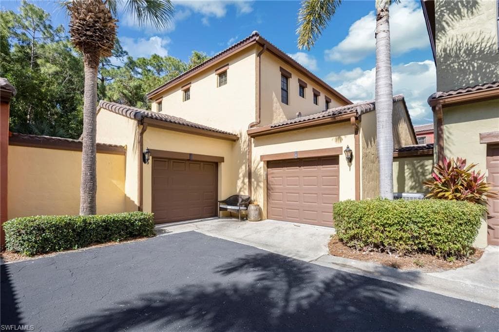 9145 Chula Vista ST # 13004, NAPLES FL 34113-21