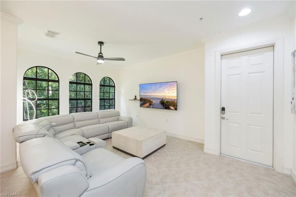 9145 Chula Vista ST # 13004, NAPLES FL 34113-3