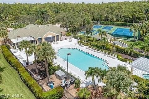23007 Lone Oak DR-16