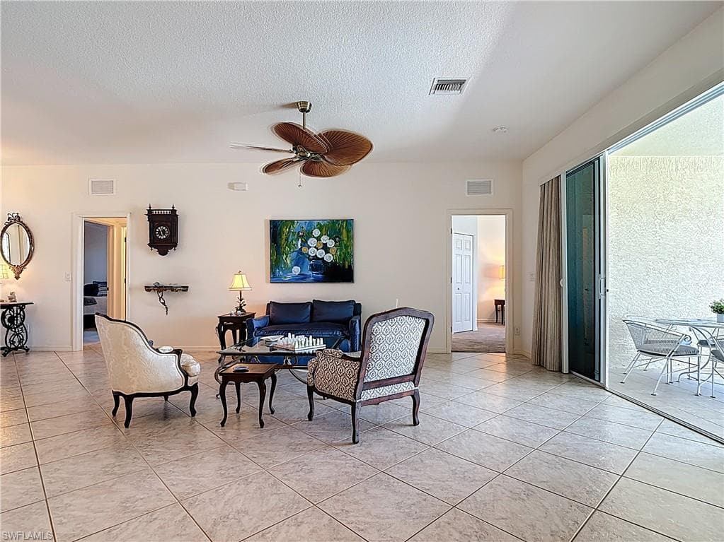 20716 Tisbury LN, NORTH FORT MYERS FL 33917-13