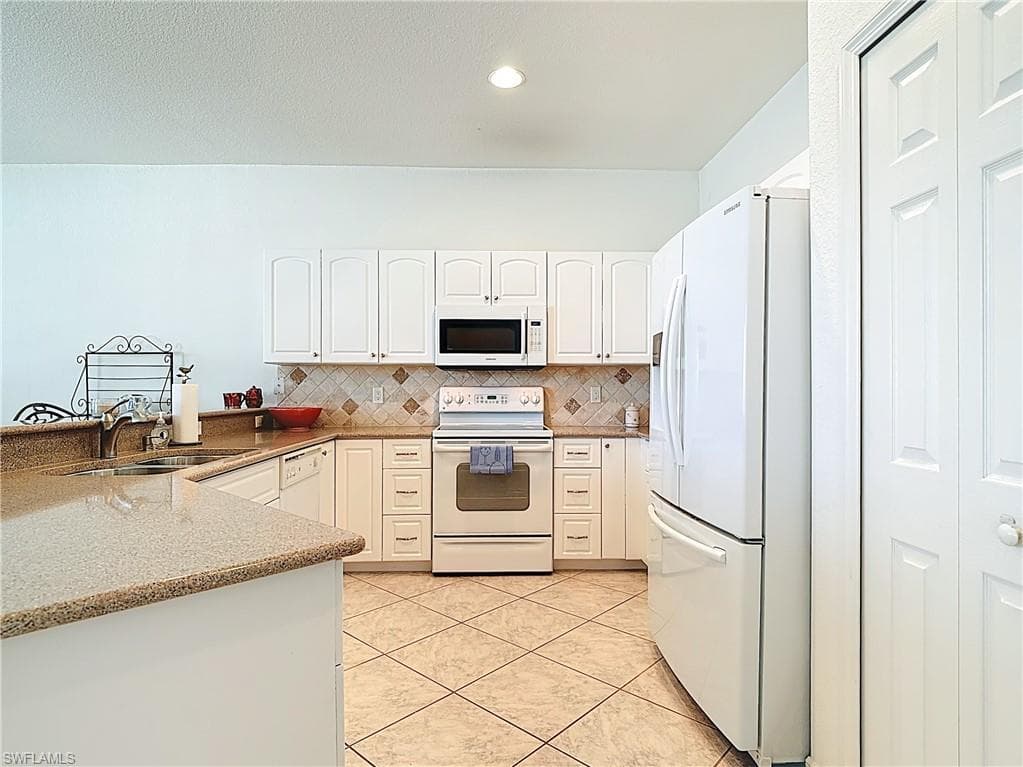 20716 Tisbury LN, NORTH FORT MYERS FL 33917-14