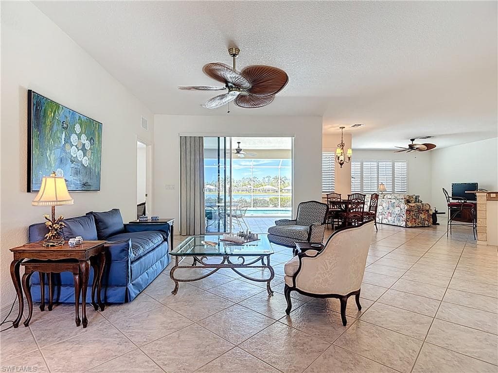 20716 Tisbury LN, NORTH FORT MYERS FL 33917-7