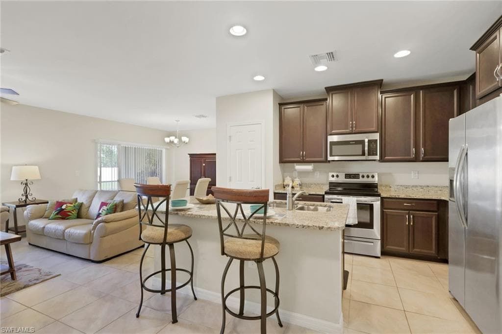 3763 Crofton CT-5