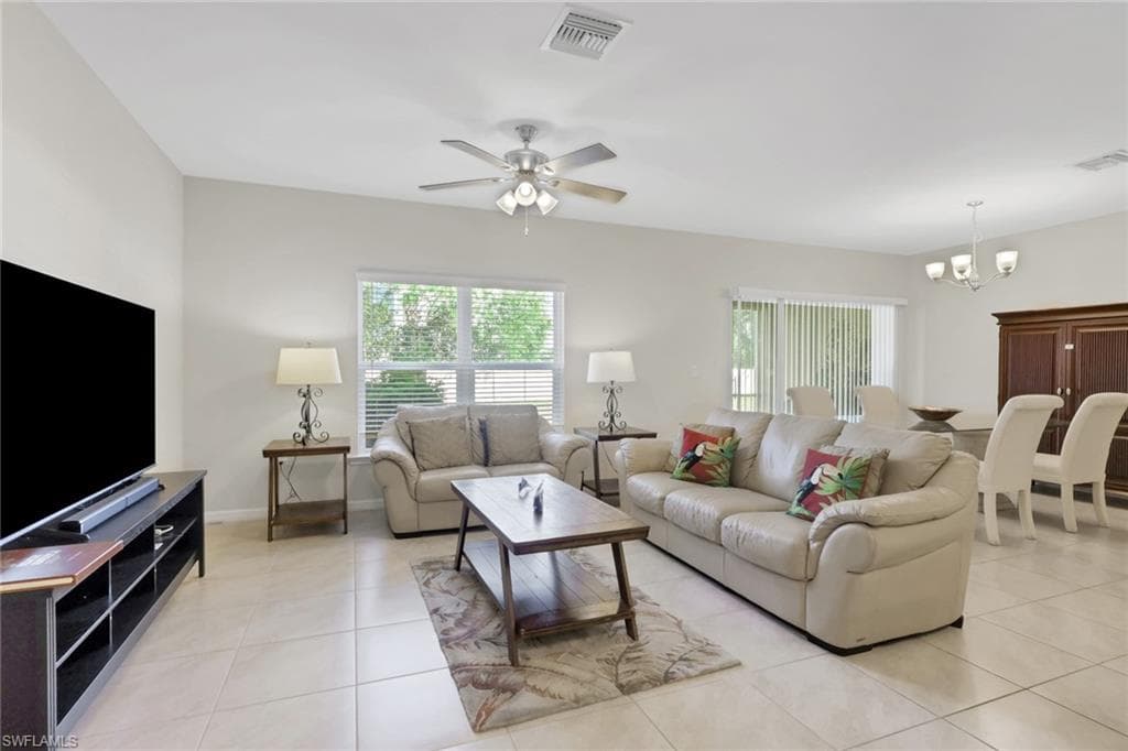 3763 Crofton CT-2
