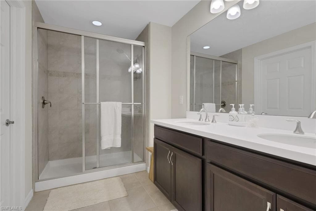 3763 Crofton CT-18