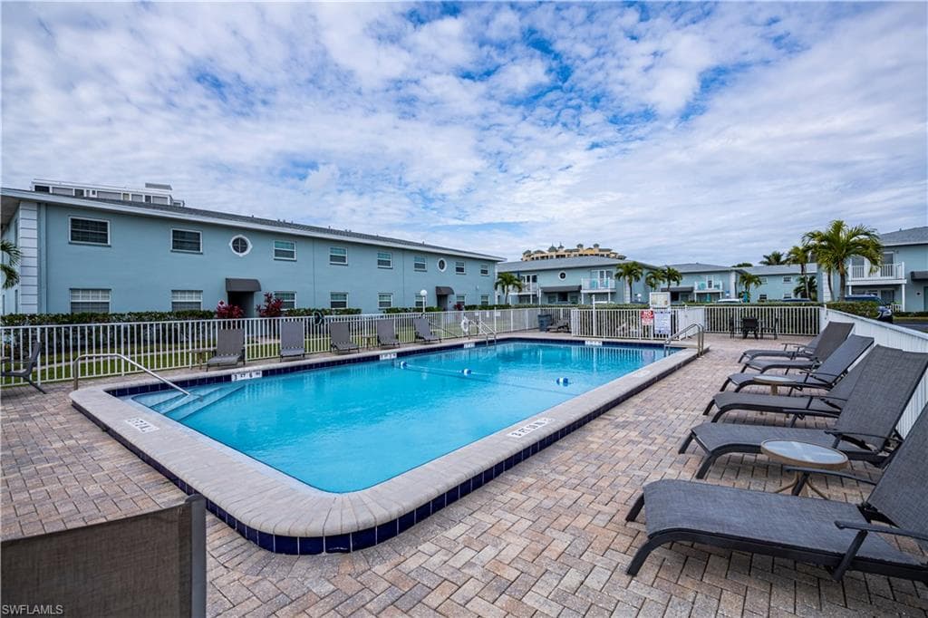 3324 N Key DR # 8, NORTH FORT MYERS FL 33903-42