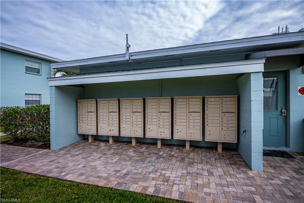 3324 N Key DR # 8, NORTH FORT MYERS FL 33903-48