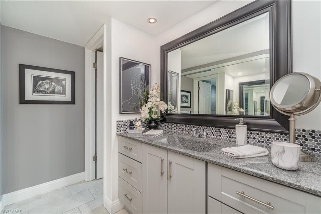 25806 Cockleshell DR # 115, BONITA SPRINGS FL 34135-10