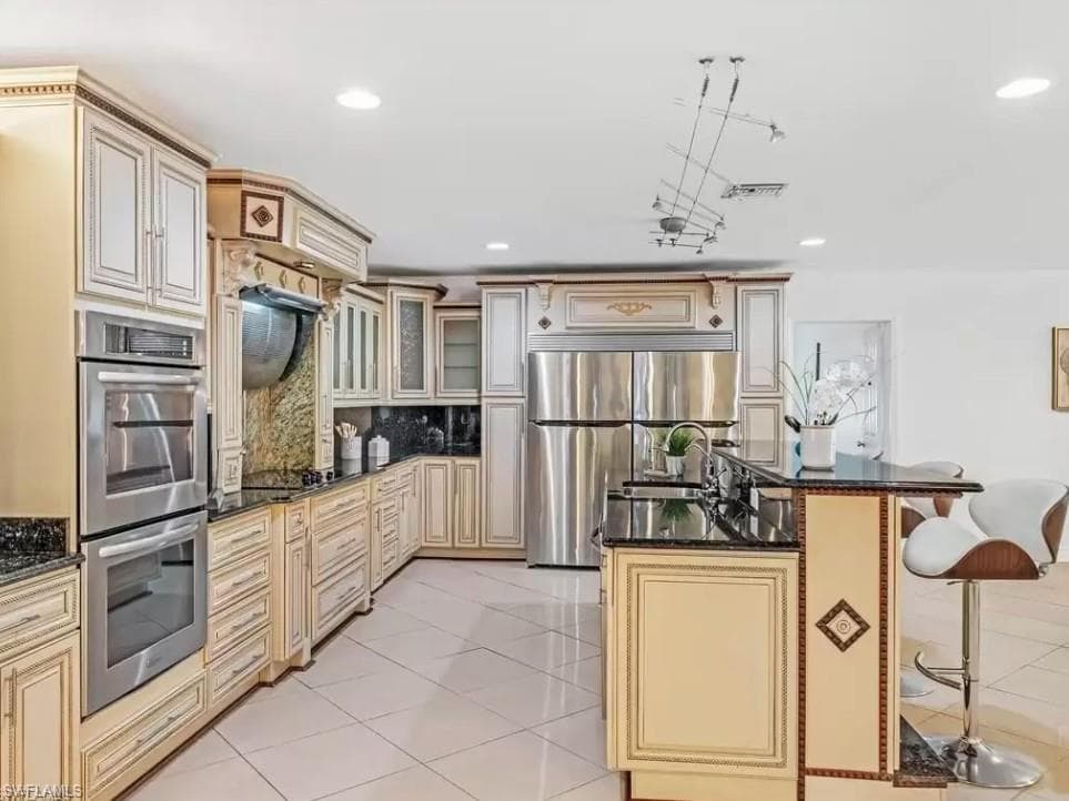 6343 Mark LN, FORT MYERS FL 33966-11