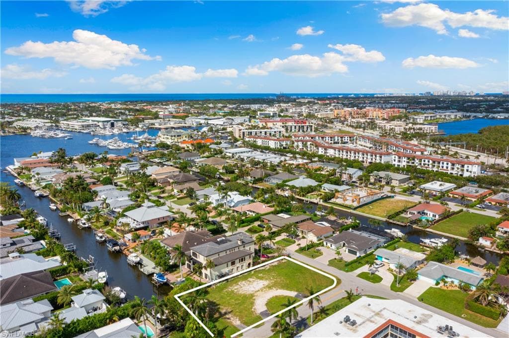 1585 Pelican AVE, NAPLES FL 34102-12