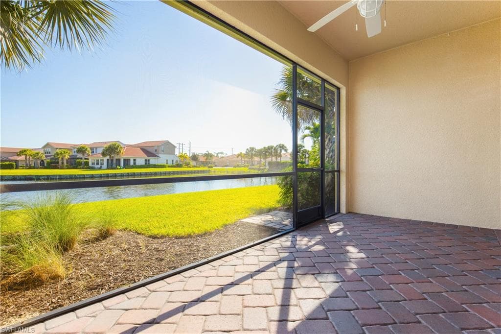 13515 Cambridge LN, NAPLES FL 34109-7