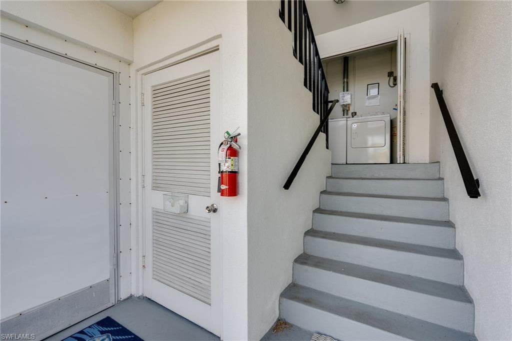 1505 Myerlee Country Club BLVD # 2V, FORT MYERS FL 33919-18
