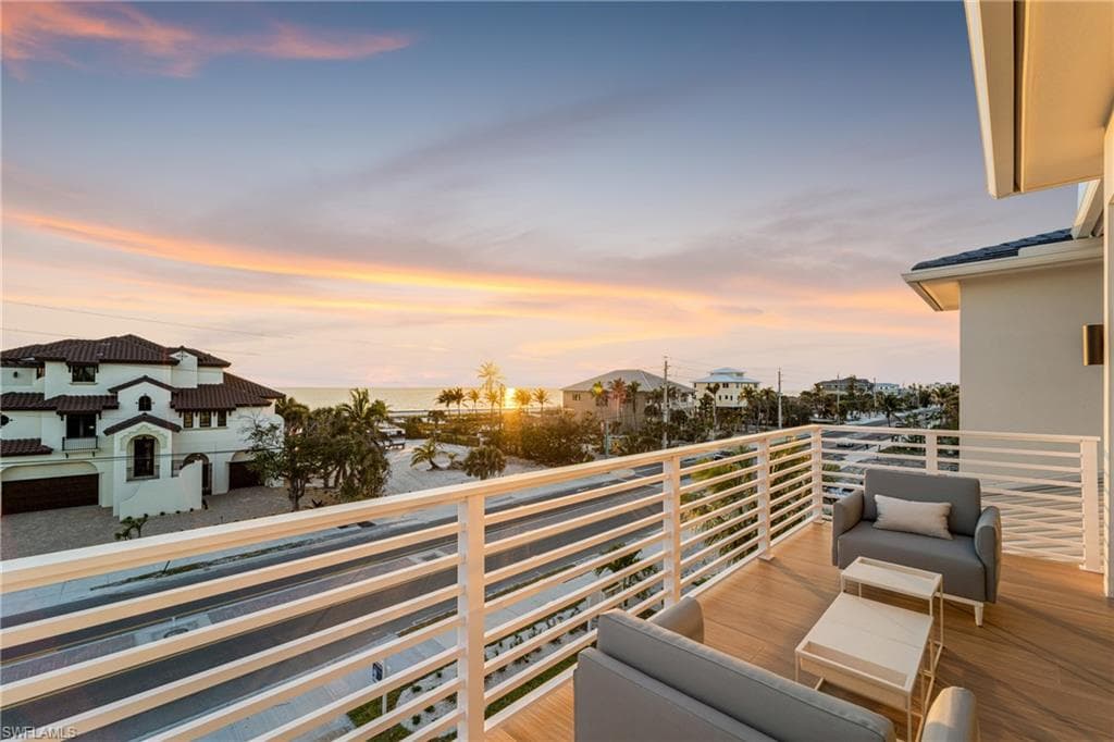 5921 Estero BLVD-15