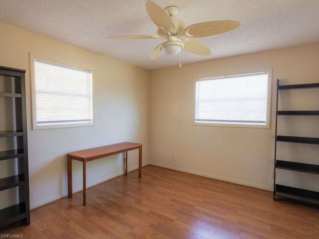 841/843 South ST, FORT MYERS BEACH FL 33931-4