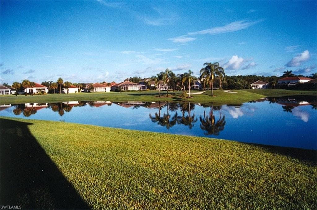 2029 Crestview WAY # 105, NAPLES FL 34119-41