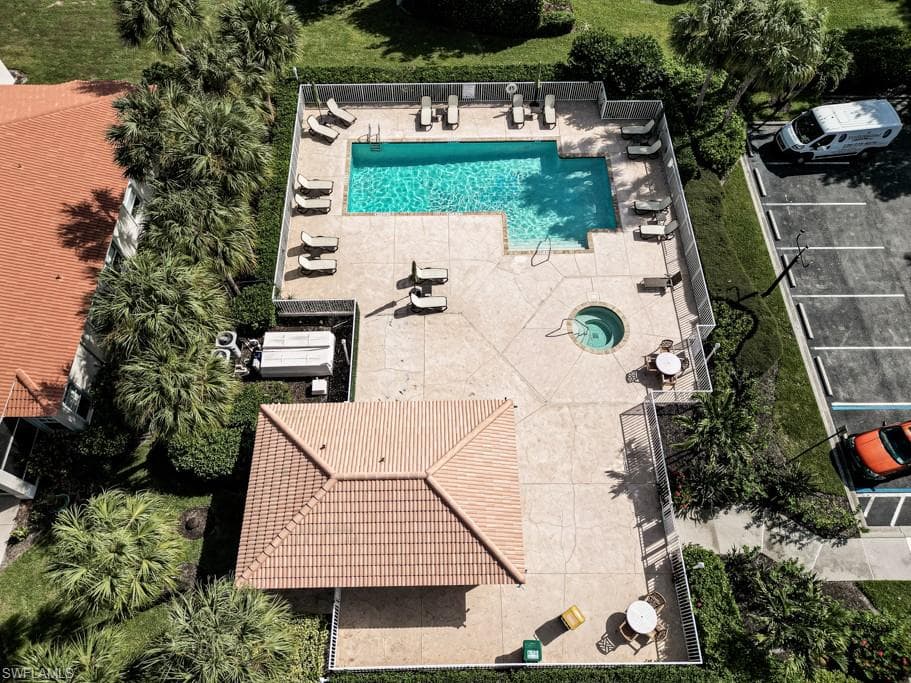 2029 Crestview WAY # 105, NAPLES FL 34119-42