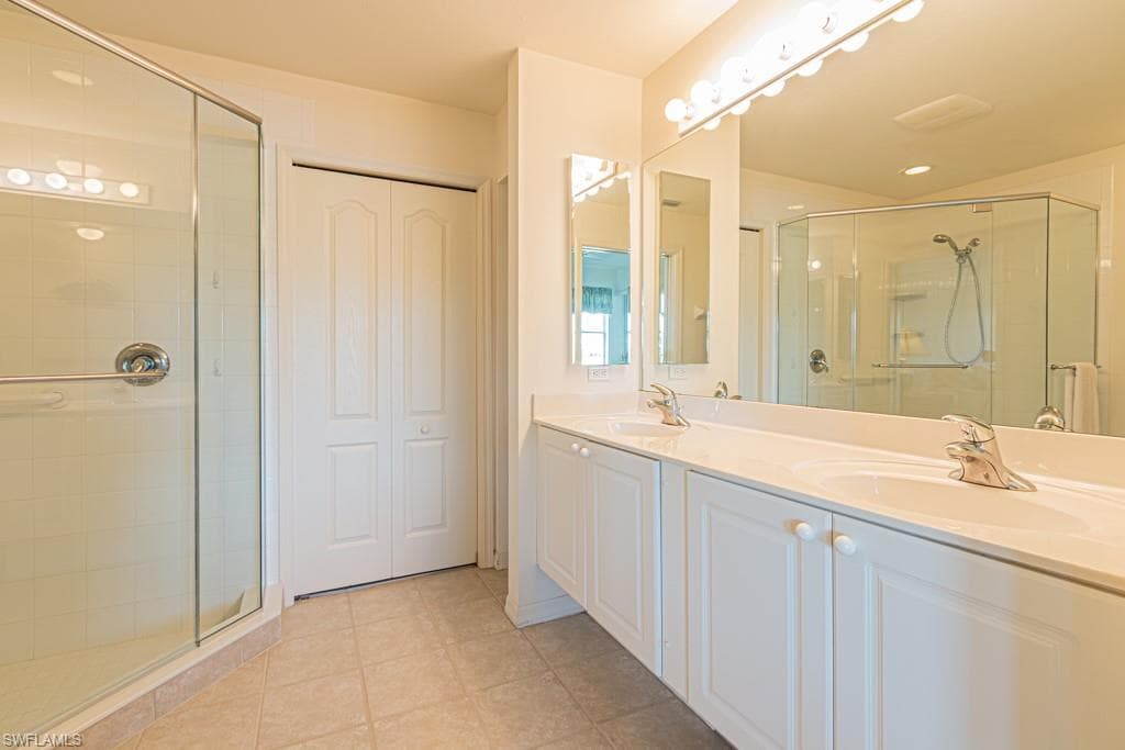 2029 Crestview WAY # 105, NAPLES FL 34119-21