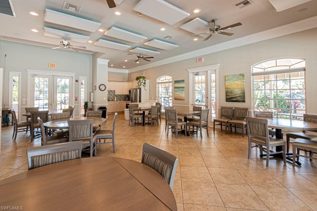 2029 Crestview WAY # 105, NAPLES FL 34119-48