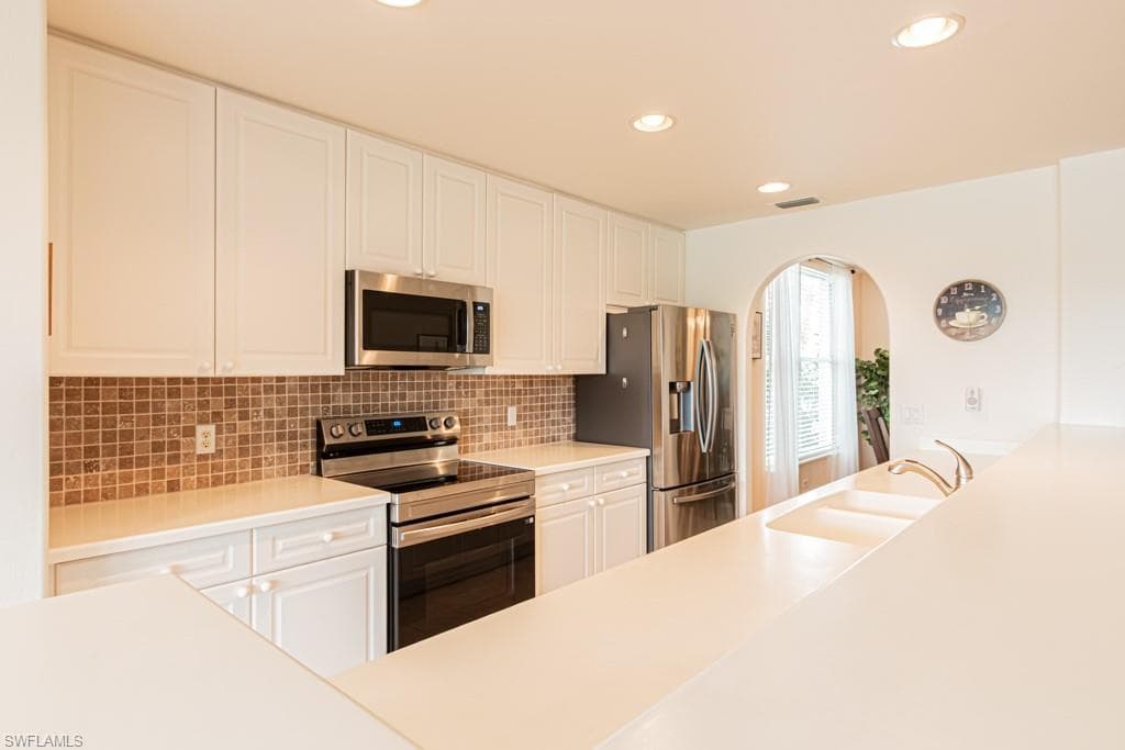 2029 Crestview WAY # 105, NAPLES FL 34119-10