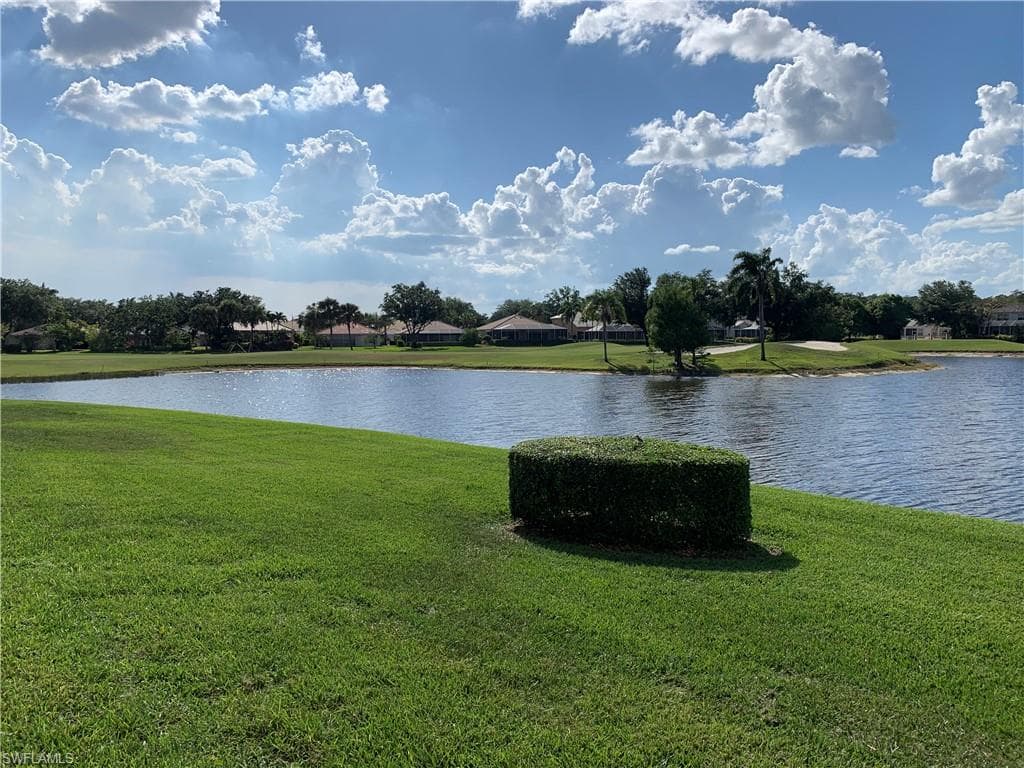2029 Crestview WAY # 105, NAPLES FL 34119-39