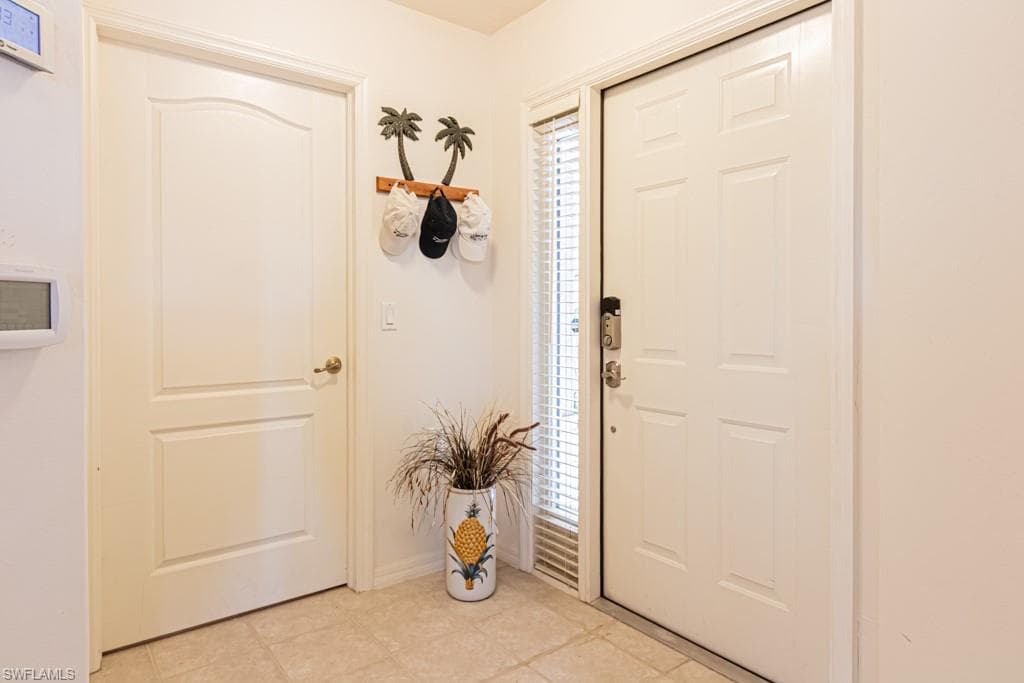2029 Crestview WAY # 105, NAPLES FL 34119-3