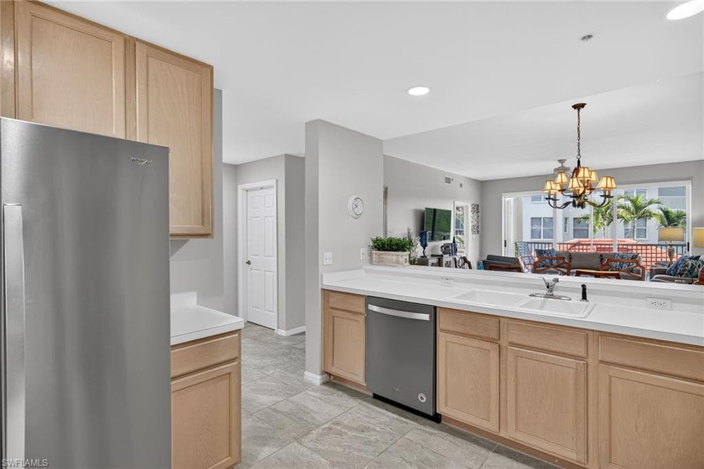 3522 HALDEMAN CREEK DR # 121, NAPLES FL 34112-6
