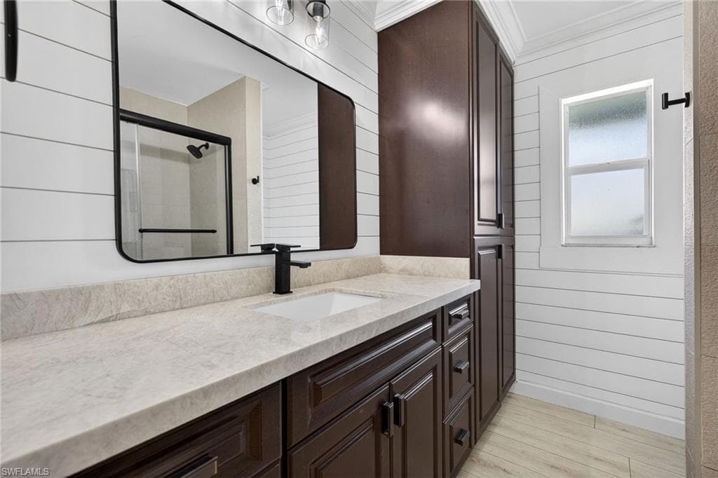 2341 MAYFIELD CT # 8, NAPLES FL 34105-26