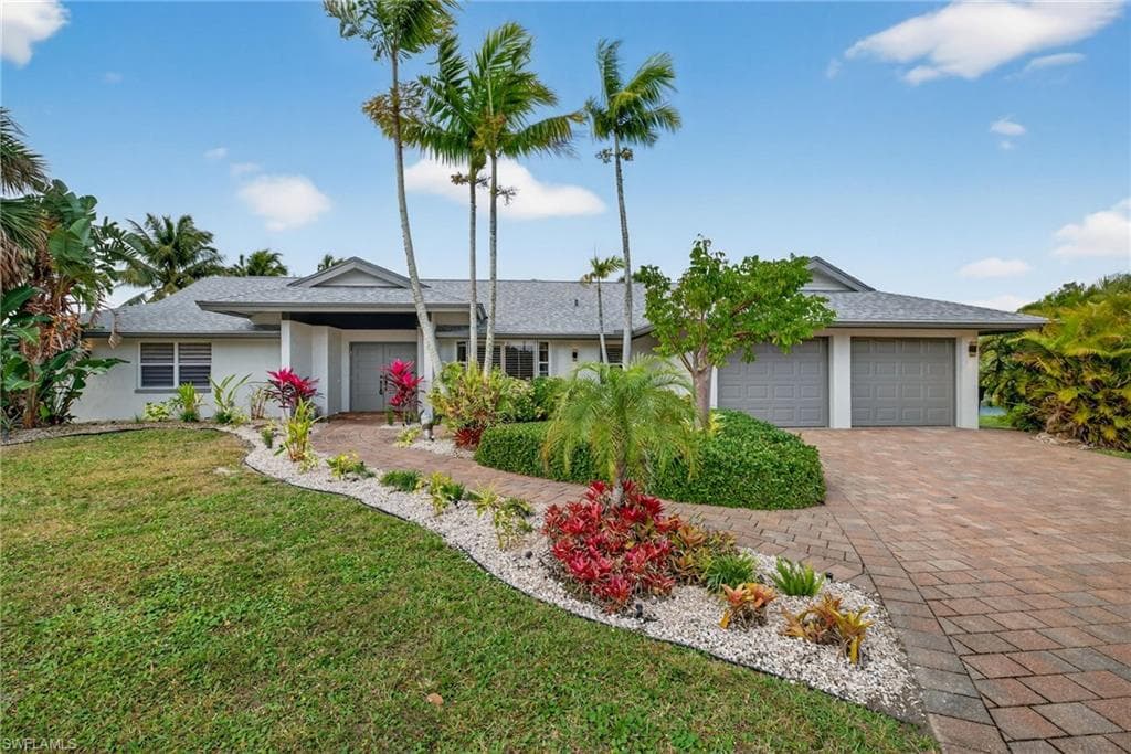 2341 MAYFIELD CT # 8, NAPLES FL 34105-1