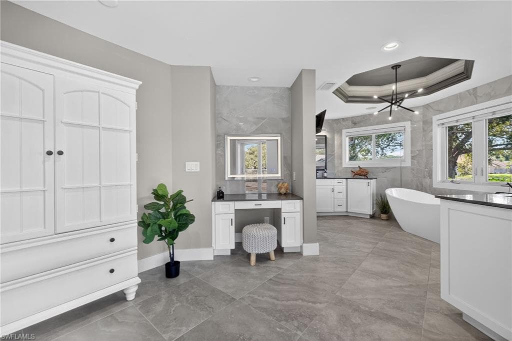 2341 MAYFIELD CT # 8, NAPLES FL 34105-21