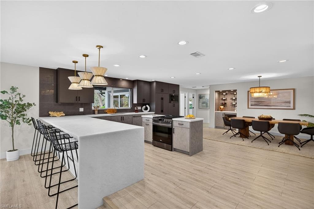 2341 MAYFIELD CT # 8, NAPLES FL 34105-9