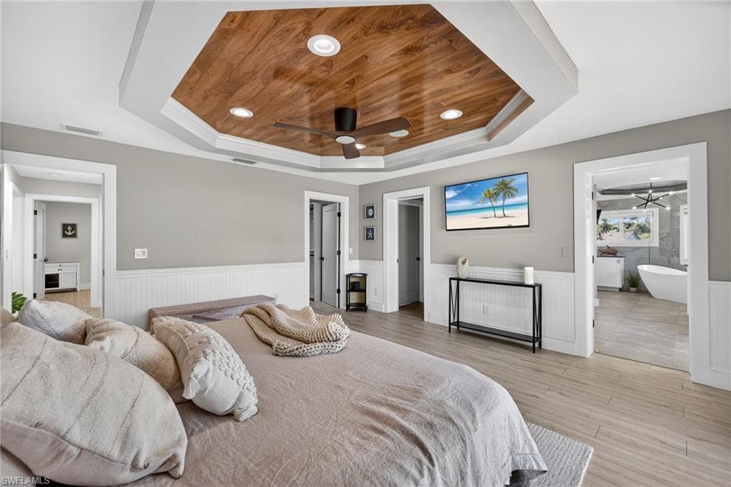 2341 MAYFIELD CT # 8, NAPLES FL 34105-20