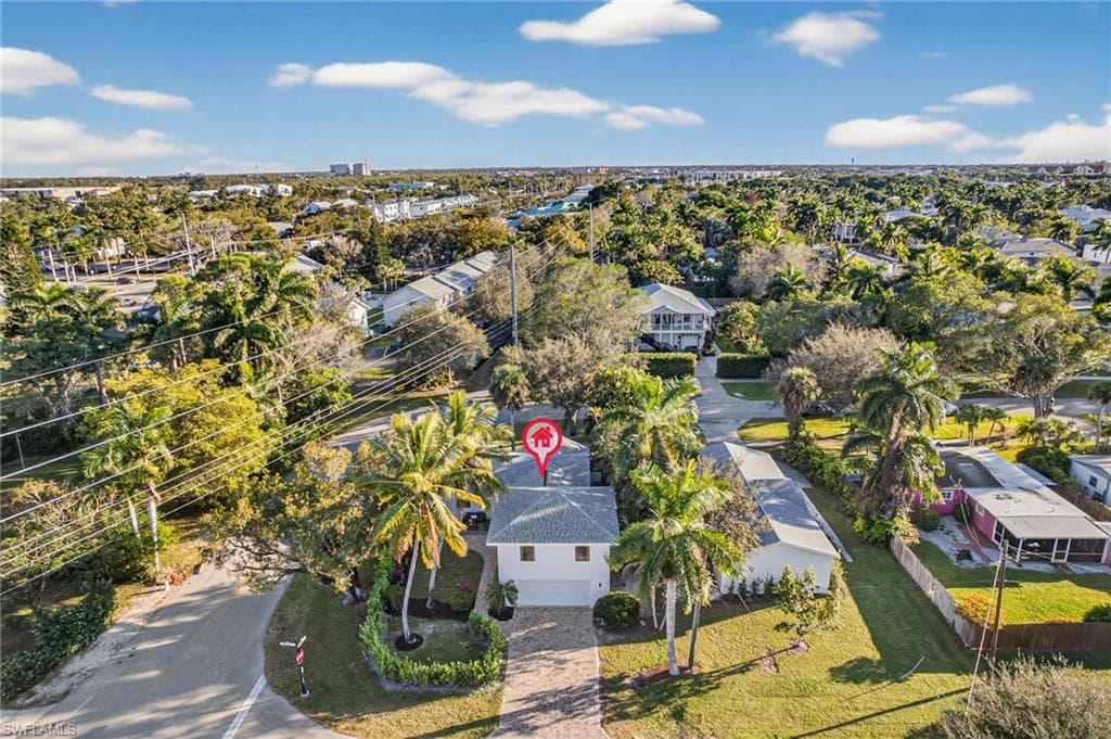 1275 8TH AVE N, NAPLES FL 34102-31