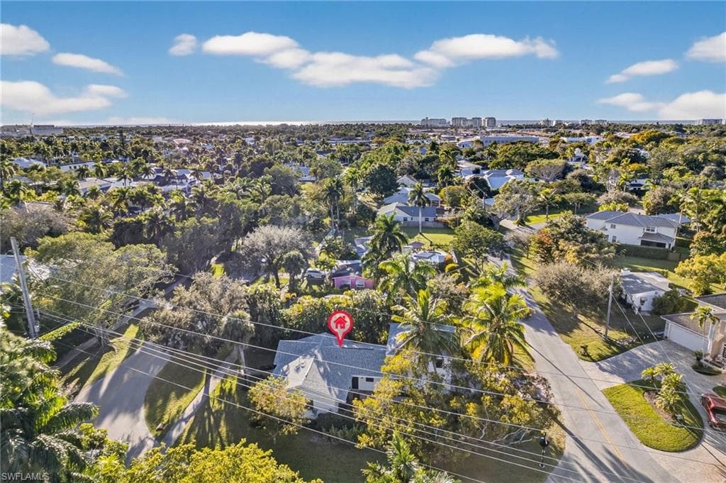 1275 8TH AVE N, NAPLES FL 34102-27