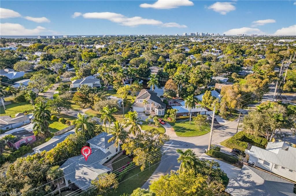 1275 8TH AVE N, NAPLES FL 34102-29