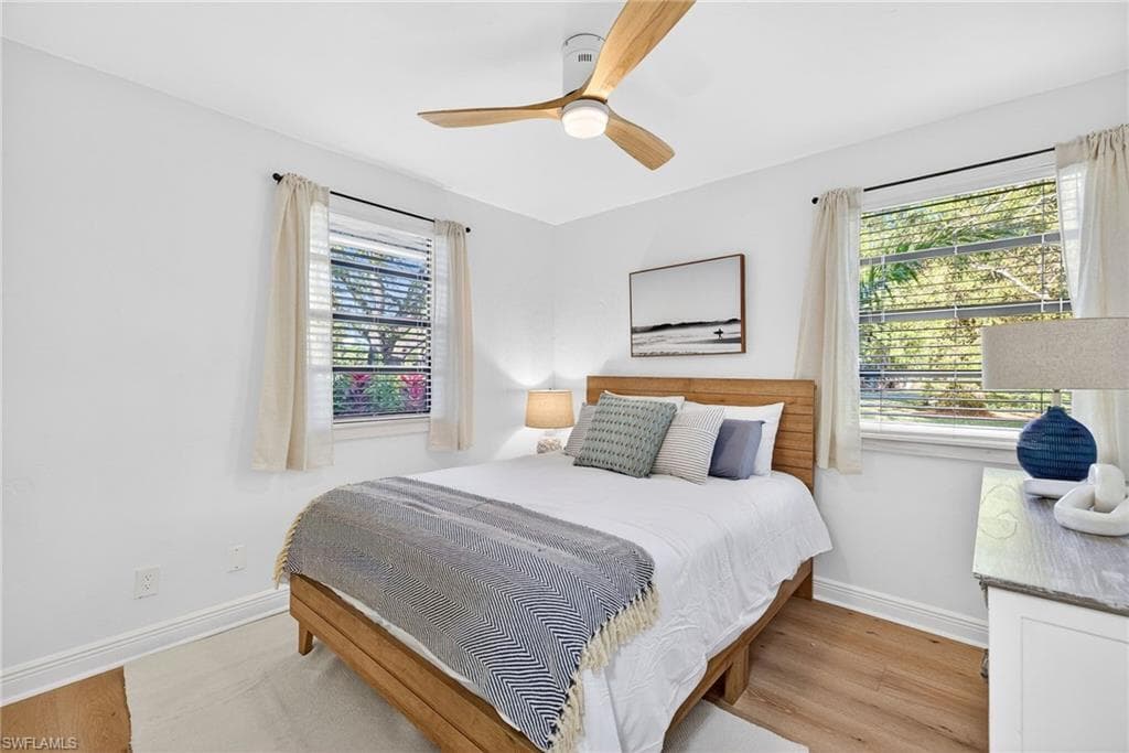 1275 8TH AVE N, NAPLES FL 34102-18