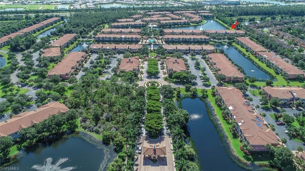 20230 Estero Gardens CIR 206-5