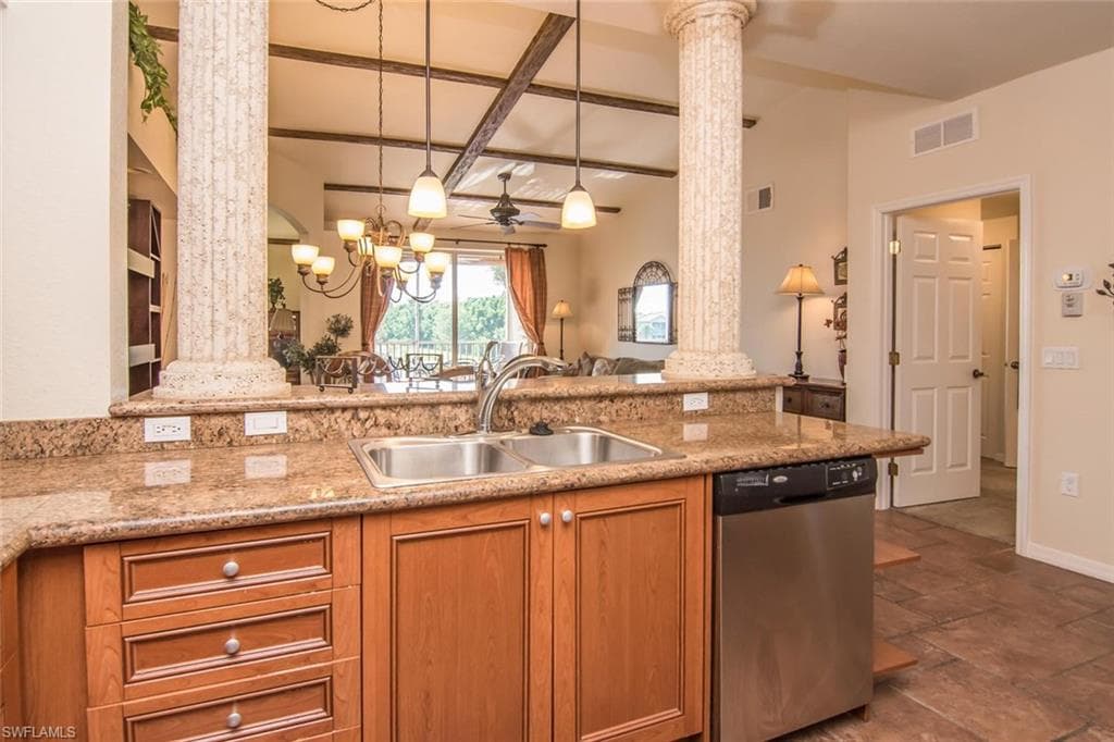 20230 Estero Gardens CIR 206-8